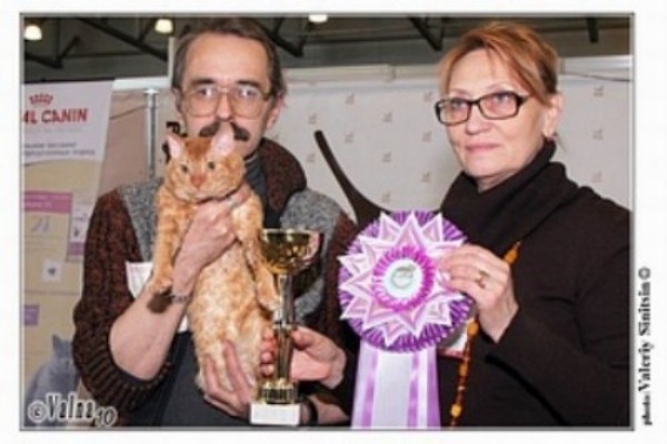 Anantoli Ivanov mit Khan und Richterin